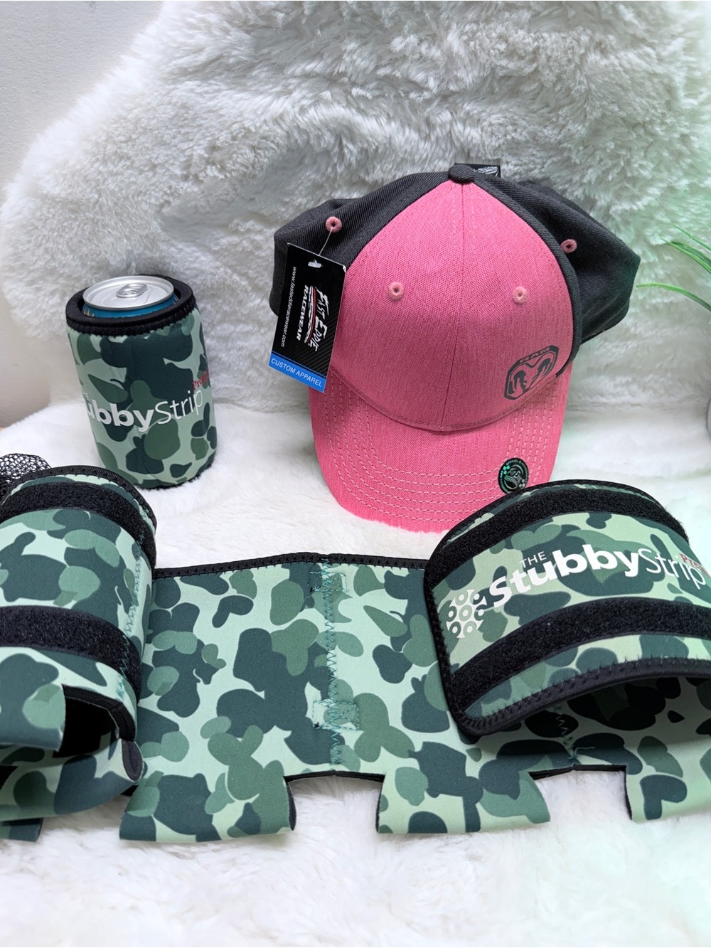NWT Set Men’s Pink & Black Dodge Cap with Logo & Beer Carrying Strip w/Sleeve🍺